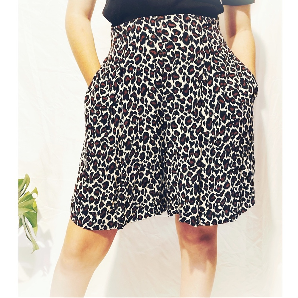 leopard print high waist shorts